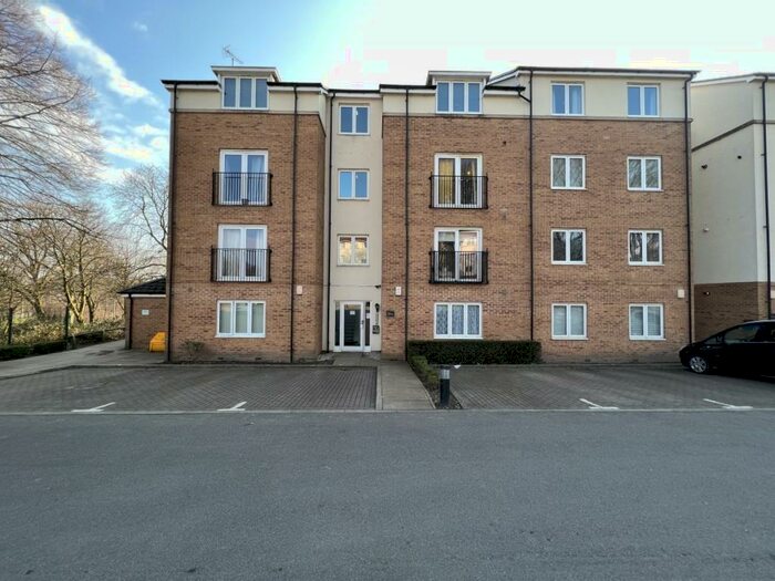2 Bedroom Apartment To Rent In Holly Way, Killingbeck, LS14