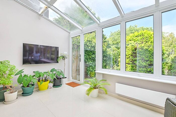 5 Bedroom Semi-Detached House For Sale In Peter Avenue, Willesden Green, London, NW10