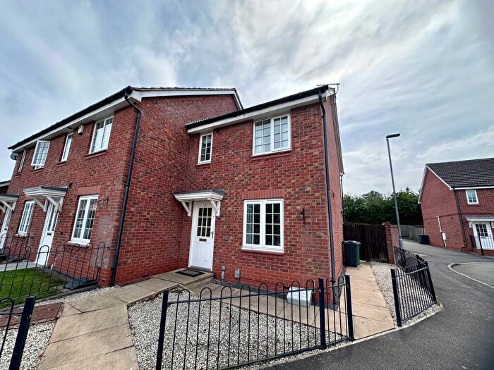2 Bedroom House To Rent In Abbey Close, Shepshed, LE12