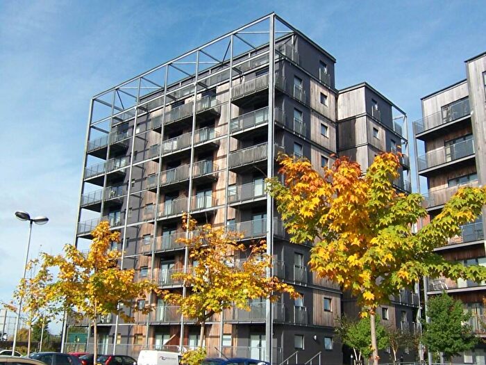 2 Bedroom Flat To Rent In The Cube, B The Waterfront, Openshaw, Manchester, M11