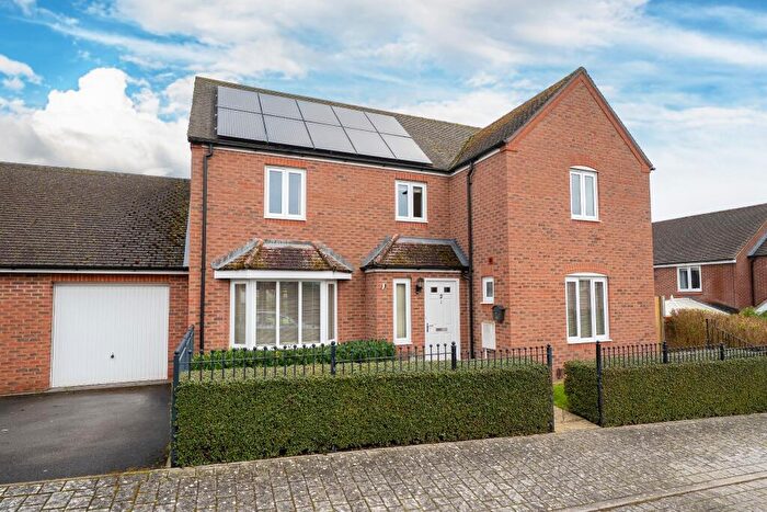 4 Bedroom Detached House For Sale In Shears Road, Andover, SP11