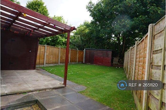 3 Bedroom Semi-Detached House To Rent In Saltney Avenue, Manchester, M20