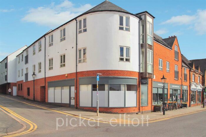 2 Bedroom Flat To Rent In Wood Street, Hinckley, LE10