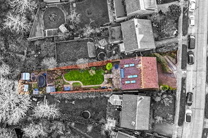 5 Bedroom Detached House For Sale In Eldred Avenue, Brighton, BN1