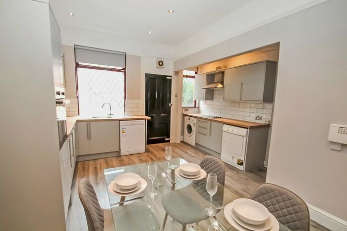 4 Bedroom Terraced House To Rent In Stanmore Street, Burley, Leeds, LS4