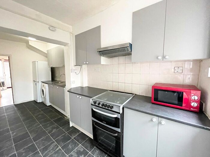 3 Bedroom House To Rent In Kingsmead Avenue, Romford, RM1