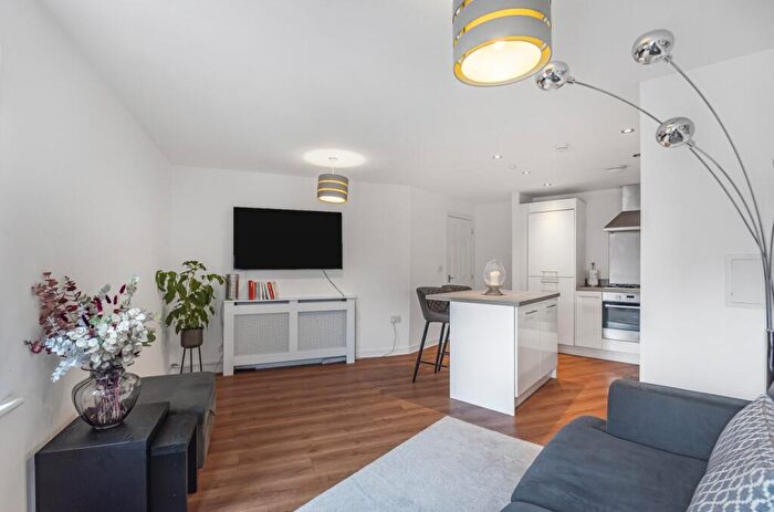 2 Bedroom Apartment To Rent In Scotts Road, Bromley, BR1