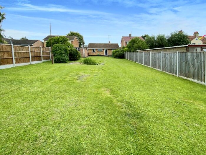 2 Bedroom Detached Bungalow For Sale In Conrad Road, Oulton Broad