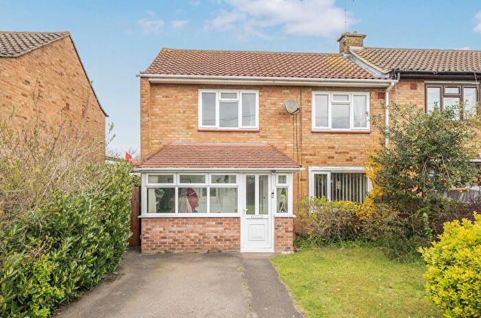 3 Bedroom End Terrace House For Sale In Tallis Road, Basildon, SS15