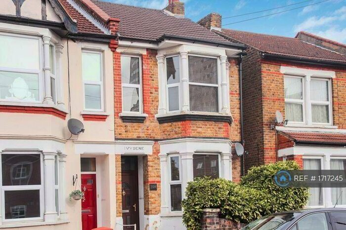 2 Bedroom Terraced House To Rent In Guildford Road, Southend-On-Sea, SS2
