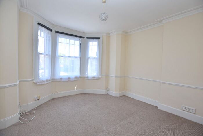 Studio To Rent In Wickham Road, Beckenham, BR3