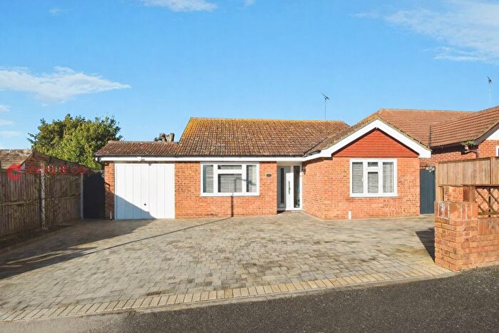 2 Bedroom Detached Bungalow For Sale In Canterbury Close, Broadstairs, Kent, CT10