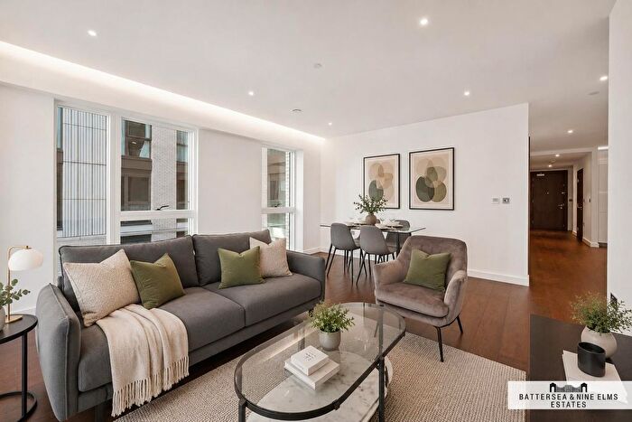 2 Bedroom Flat To Rent In Senate Building, Lexington Gardens, SW11