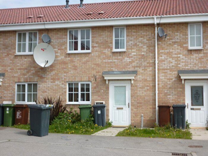 3 Bedroom Terraced House To Rent In Leeds Close, Corby, NN18
