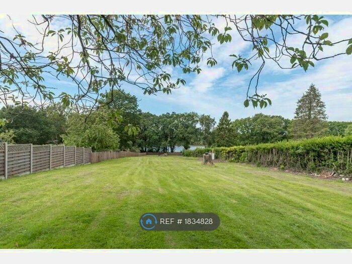 2 Bedroom Bungalow To Rent In Earlswood Common, Solihull, B94