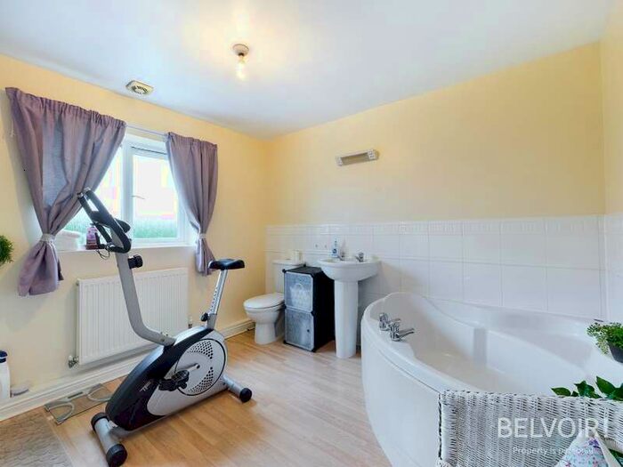 4 Bedroom House To Rent In Swain Close Wem, Shrewsbury, SY4