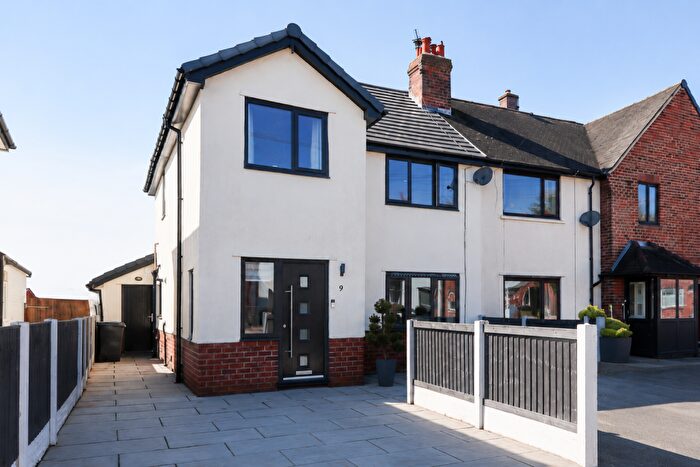3 Bedroom End Of Terrace House For Sale In Queens Place, Wesham, Preston, PR4