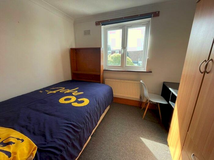 5 Bedroom Terraced House To Rent In Brading Road, Brighton, BN2