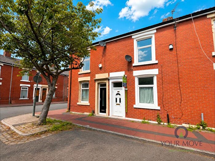 3 Bedroom Terraced House For Sale In Sandon Street, Blackburn, Lancashire, BB2