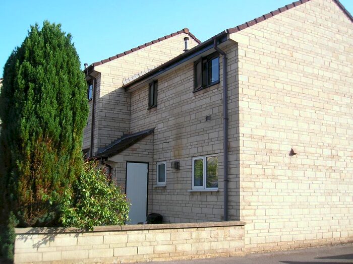 1 Bedroom Flat To Rent In Wheelers Drive, Midsomer Norton, BA3