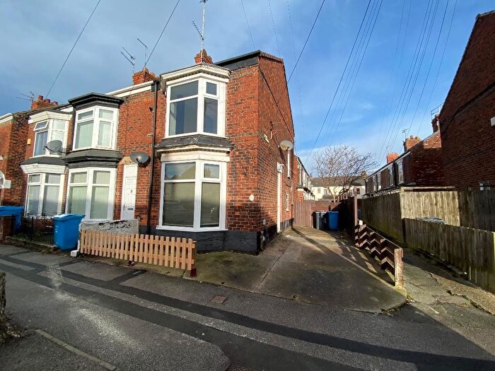 2 Bedroom End Of Terrace House To Rent In Perth Street West, Hull, HU5