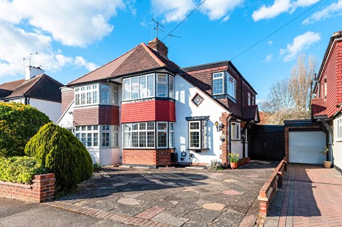 4 Bedroom Semi-Detached House For Sale In Briarwood Road, Stoneleigh, KT17