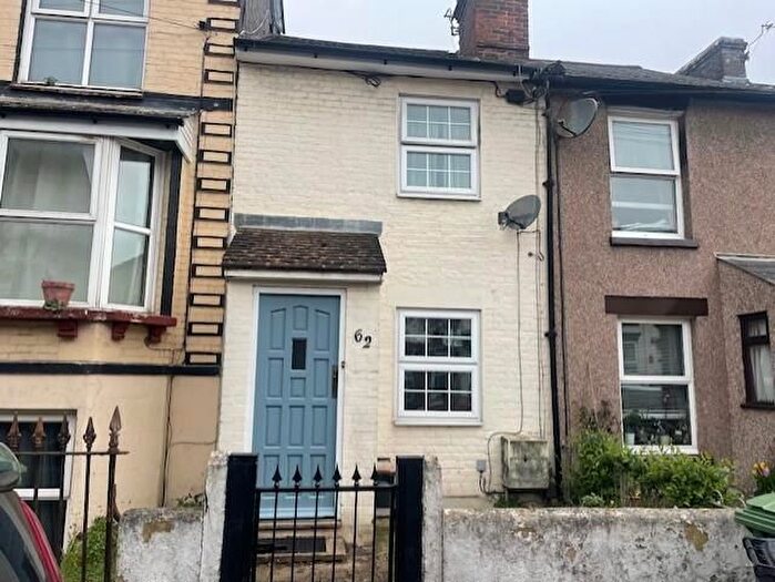 2 Bedroom Terraced House To Rent In Kingsley Road, Maidstone, ME15