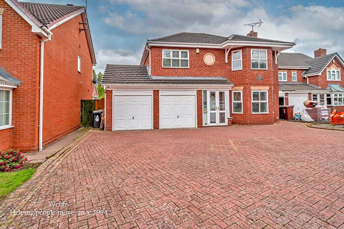 5 Bedroom Detached House For Sale In Keble Grove, Walsall, WS1