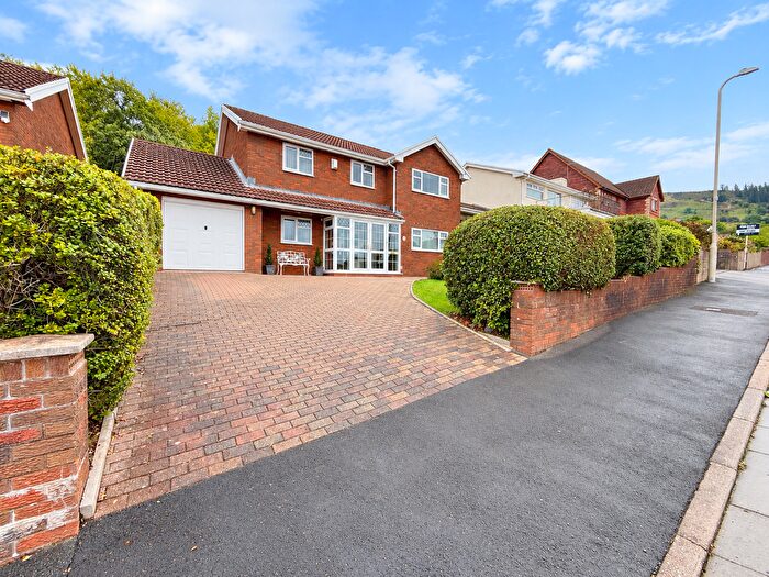 4 Bedroom Detached House For Sale In Cenarth Drive, Cwmbach, Aberdare, Rhondda Cynon Taf, CF44