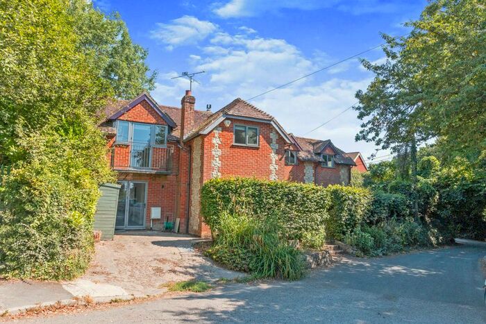 4 Bedroom Detached House For Sale In The Street, Binsted, Alton, Hampshire, GU34