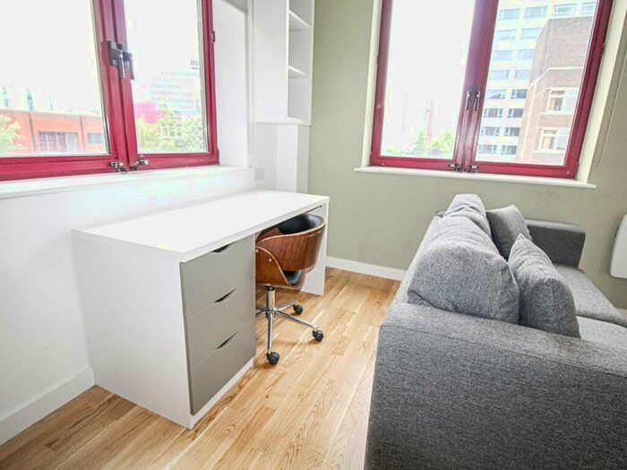 1 Bedroom Apartment To Rent In Apt, Q One Residence #, LS2