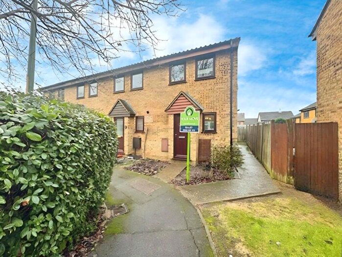 2 Bedroom End Of Terrace House To Rent In Farrier Close, Weavering, Maidstone, Kent, ME14