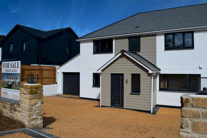 4 Bedroom House For Sale In Croftside Row, Penstraze, Truro, TR4