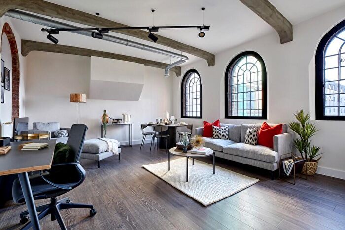 2 Bedroom Apartment To Rent In Charlotte Street, Birmingham, B3