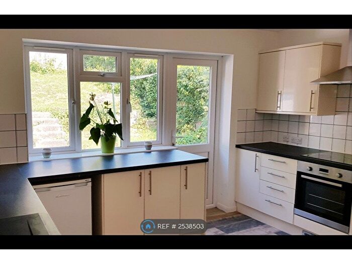 5 Bedroom End Of Terrace House To Rent In Ashurst Road, Brighton, BN2