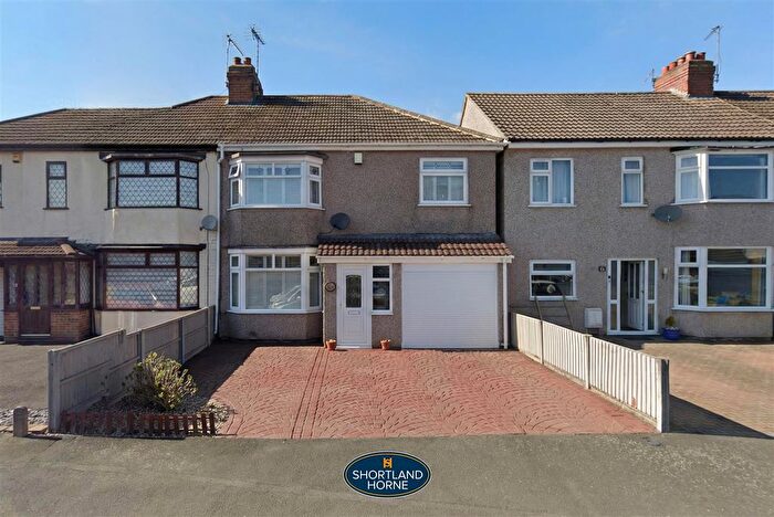 3 Bedroom Semi Detached House For Sale In Woodlands Road, Binley Woods, Coventry, CV3