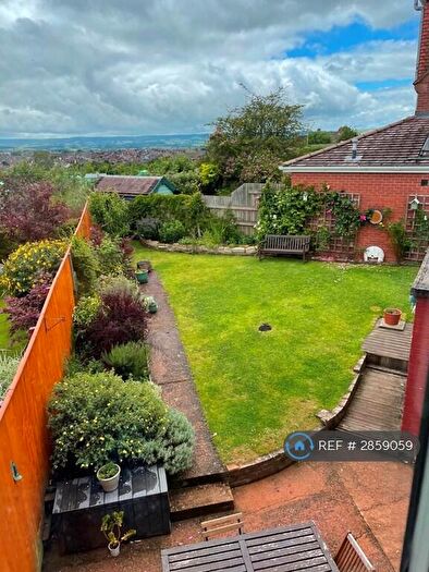 3 Bedroom Semi-Detached House To Rent In Mincinglake Road, Stoke Hill, Exeter, EX4