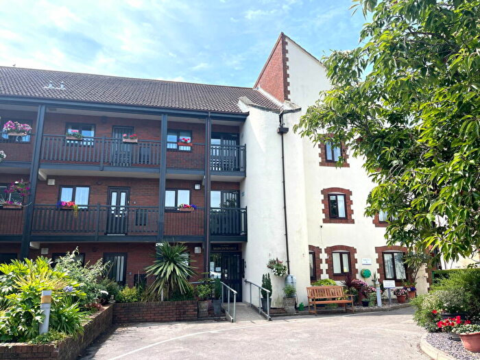 2 Bedroom Flat For Sale In Alver Quay, Prince Alfred Street, Gosport, PO12