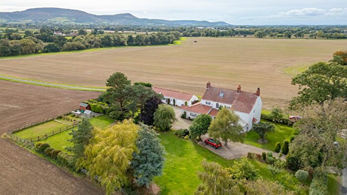 5 Bedroom Detached House For Sale In Kirby School Farm, Stokesley, TS9