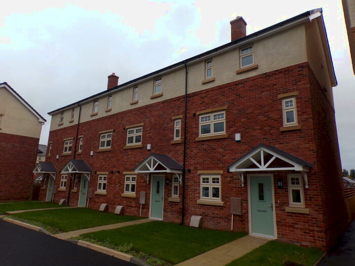 3 Bedroom Town House To Rent In Whitehall Drive, Broughton, Preston, PR3