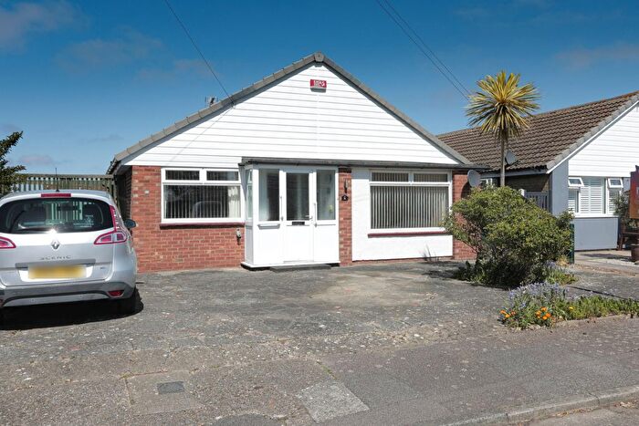 3 Bedroom Bungalow For Sale In Queen Berthas Avenue, Birchington, Kent, CT7