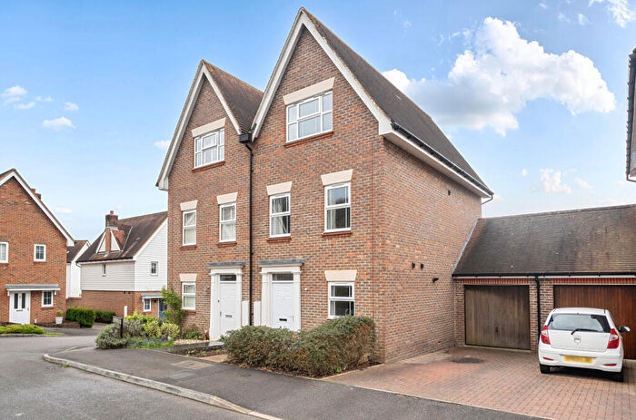 4 Bedroom Semi-Detached House For Sale In Isewoods Way, Bolnore Village, Haywards Heath, RH16