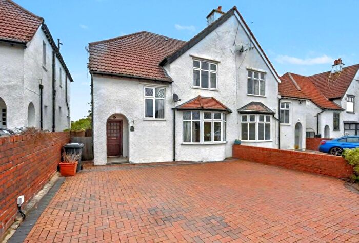 4 Bedroom Semi Detached House To Rent In , Highwalls Avenue, Dinas Powys, Vale Of Glamorgan, CF64