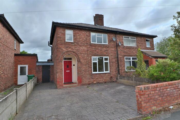 3 Bedroom Semi-Detached House To Rent In Morris Avenue, Latchford, Warrington, WA4