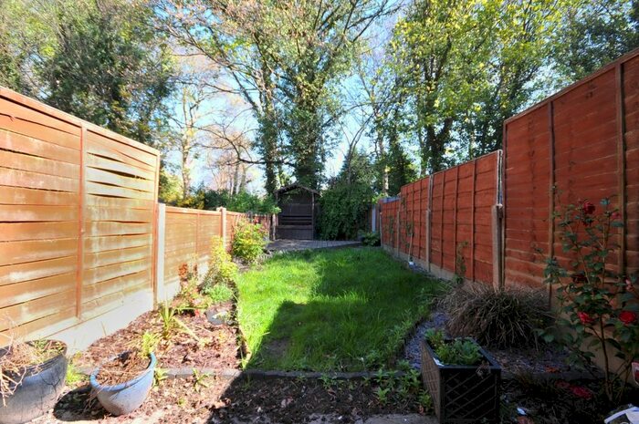 2 Bedroom Terraced House To Rent In Old Well Walk, Sale, M33