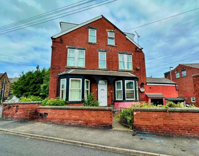 1 Bedroom Flat To Rent In Trentham Street, Beeston, LS11