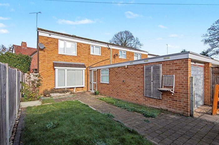 3 Bedroom Semi-Detached House For Sale In Charter Avenue, Coventry, CV4