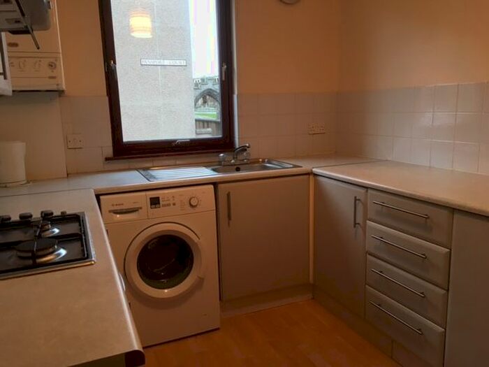 2 Bedroom Flat To Rent In Pansport Court, Elgin, Moray, IV30