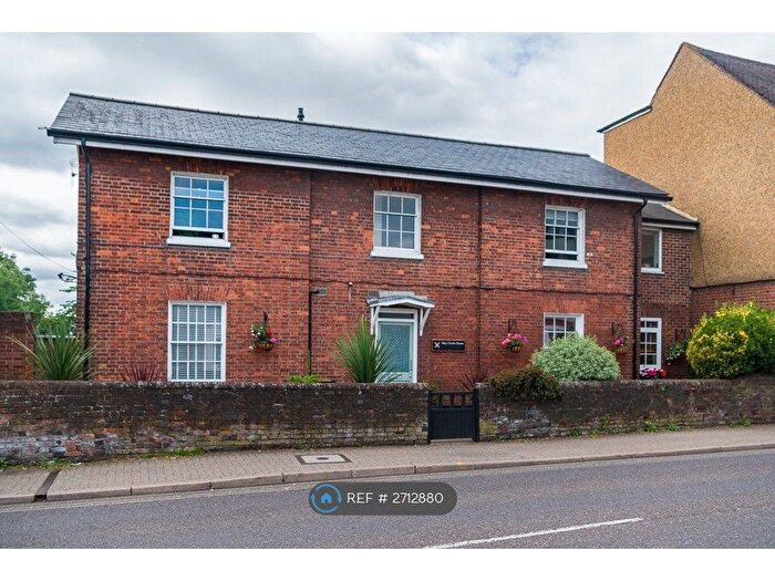 1 Bedroom Flat To Rent In Catherine Street, St. Albans, AL3