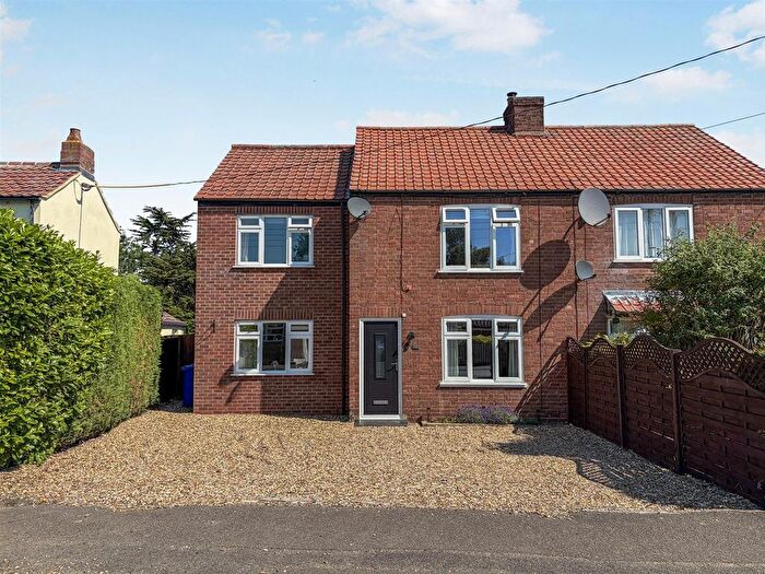 3 Bedroom Semi-Detached House For Sale In Wings Road, Lakenheath, IP27